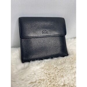 The Sak Trifold Square Wallet Black Pebbled Leather Snap Compact Organizer